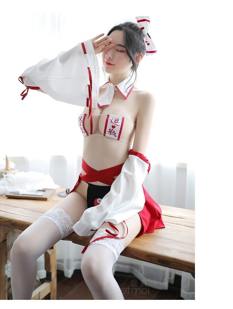 Japanese Nurse Cosplay