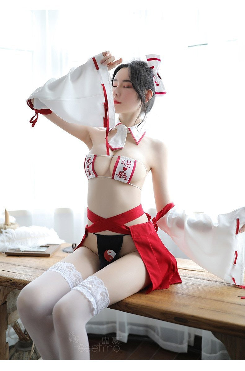 Japanese Nurse Cosplay