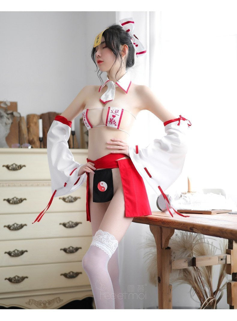 Japanese Nurse Cosplay