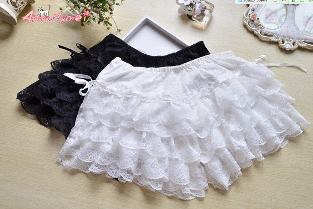 Lace Ruffled Bloomer Shorts