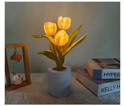 Light-Up Sunflower Desk Lamp