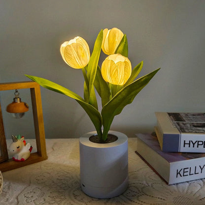 Light-Up Sunflower Desk Lamp